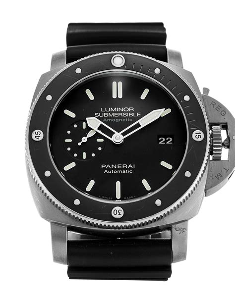used panerai submersible